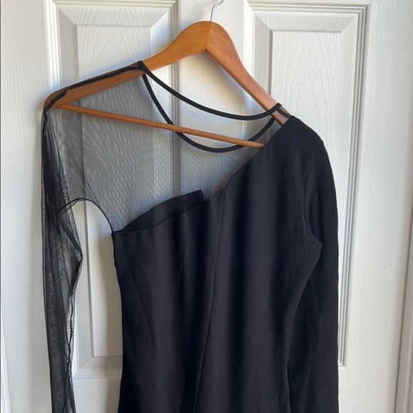 Elegant Black One-Shoulder Dress size medium - Picture 5 of 7